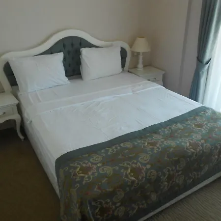 Apartment Karia Beach